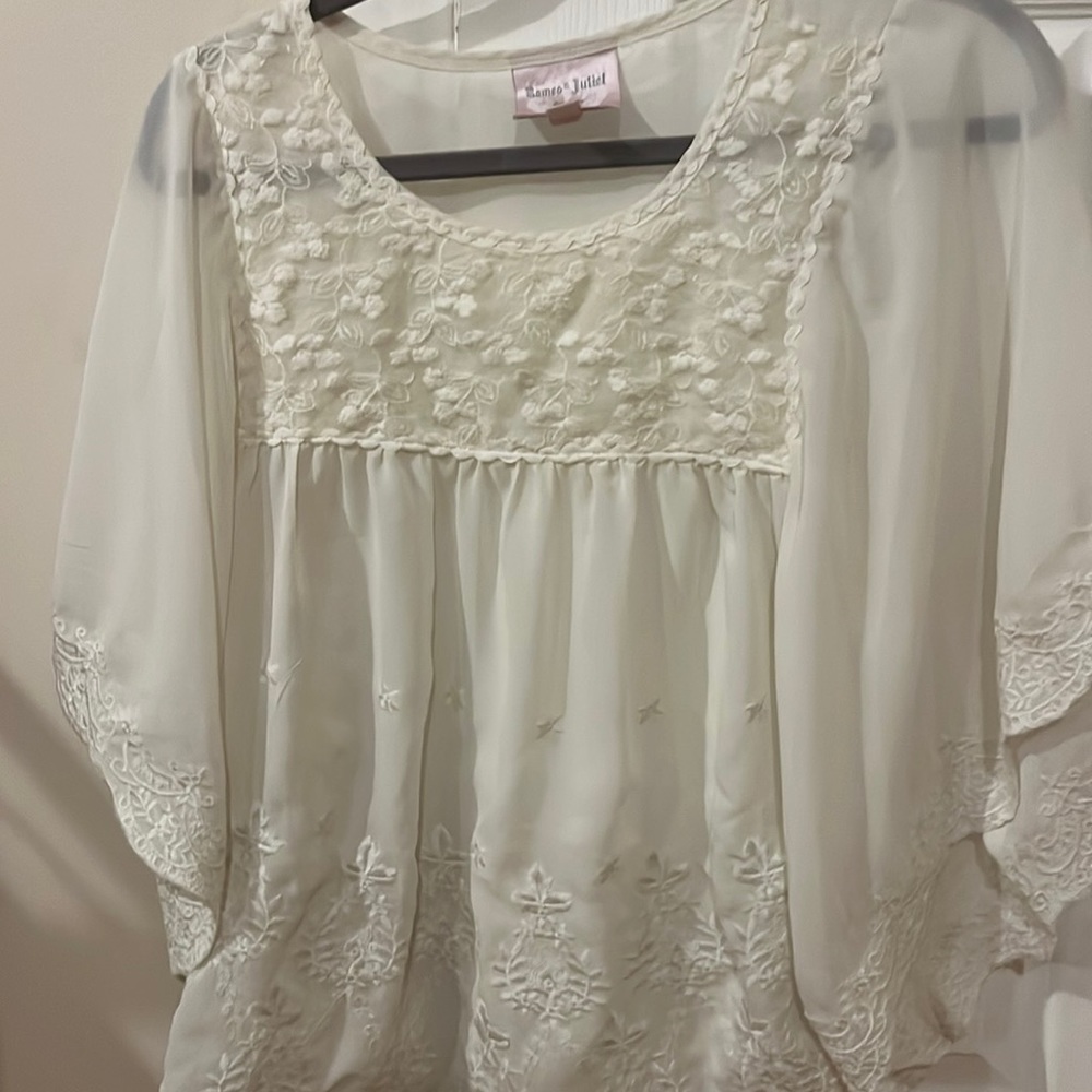 Ivory top size medium